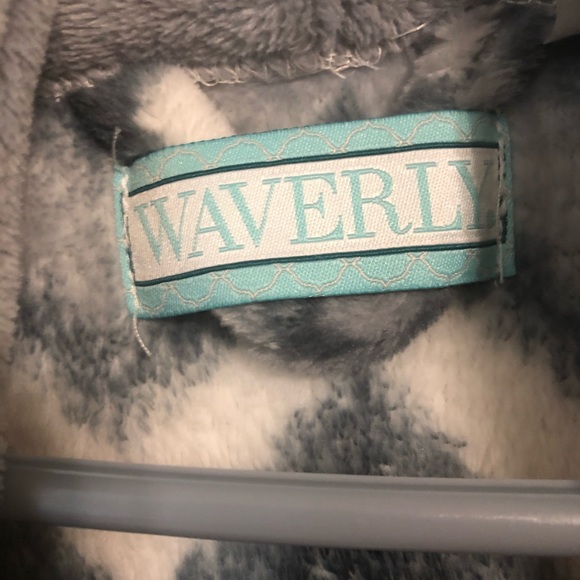 Bath/ Lounge Robe - Picture 2 of 4